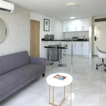 Apartamento Stylish&renovated In El Laguito, *